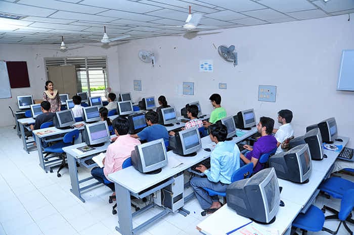 DDU Nadiad Campus Photo 3