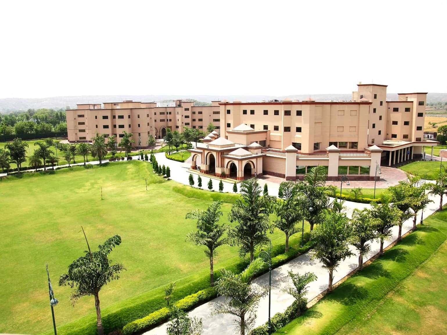 GD Goenka University