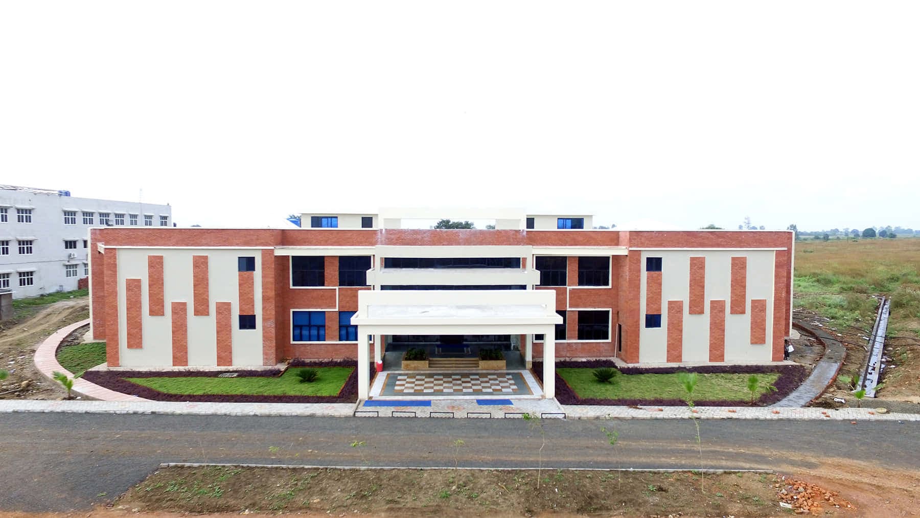JLU Campus Photo 10