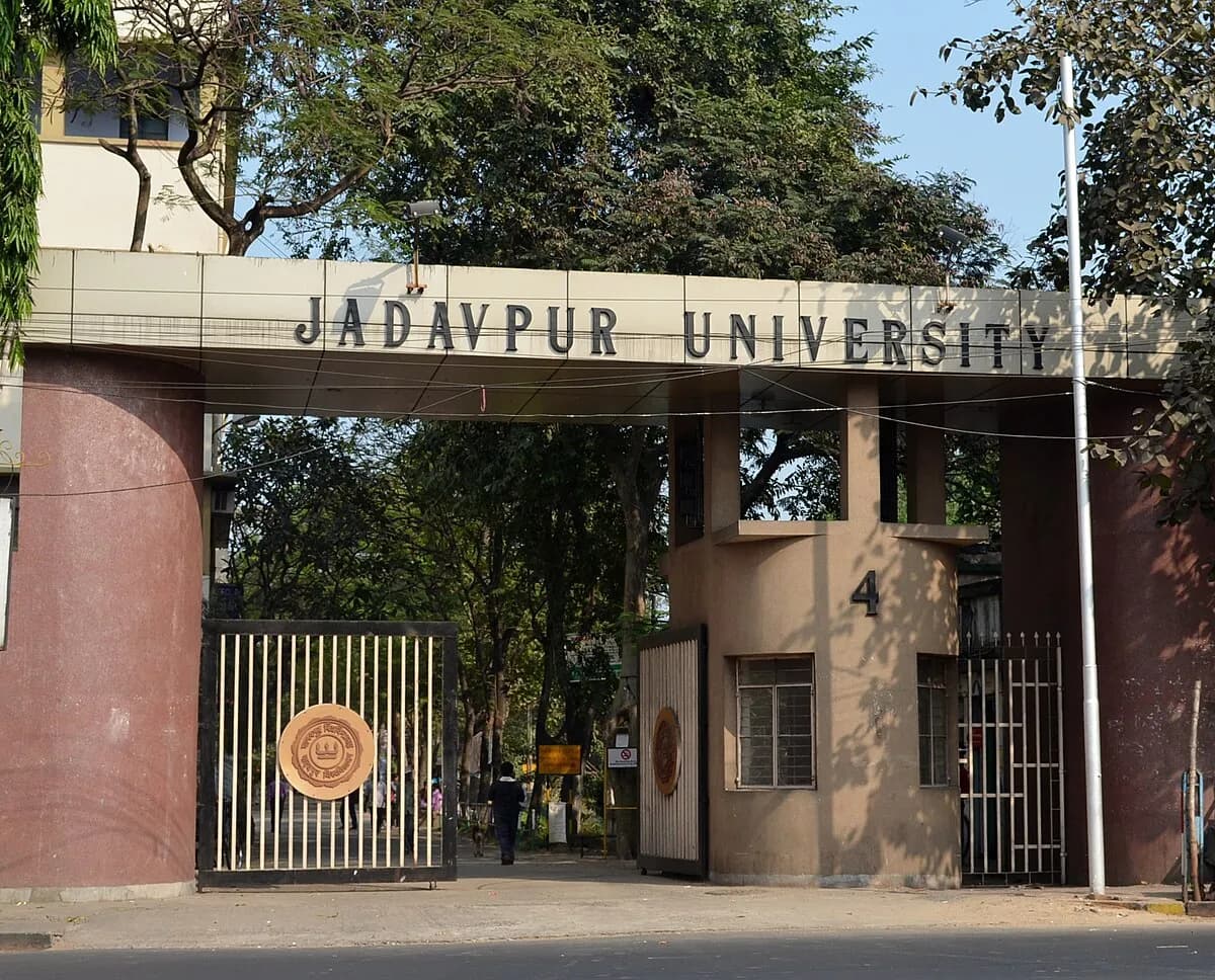 Jadavpur University's Distance Education