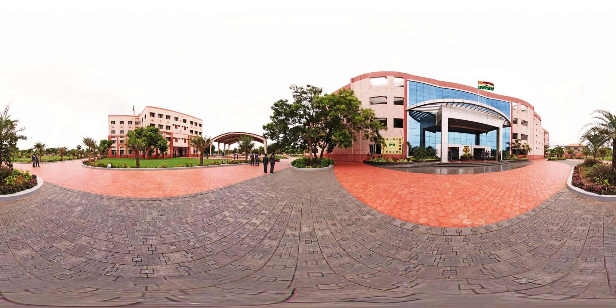 Sri Shakthi Institute of Engineering and Technology Campus Hero Image